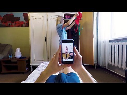 ❤️ Nevlastná sestra urobila svojmu bratovi semeno tesne predtým, ako mama prišla domov ☑ Super porno na nás ️❤